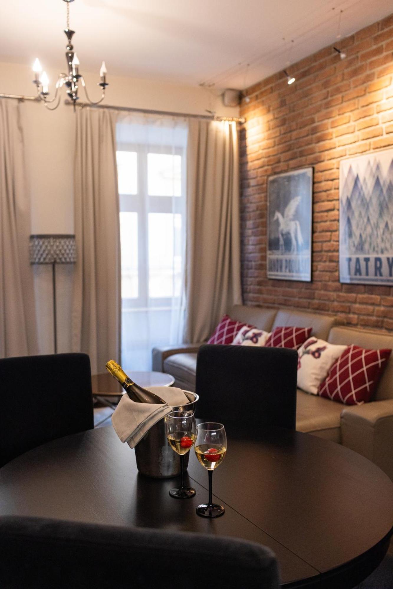 Lux Apartmenty - Old City Krakow Bagian luar foto